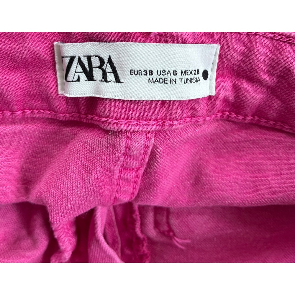 Zara High Rise Straight Leg Jeans Fuchsia Pink Raw Hem Front‎ Patch Pockets Sz 6 - Picture 2 of 6